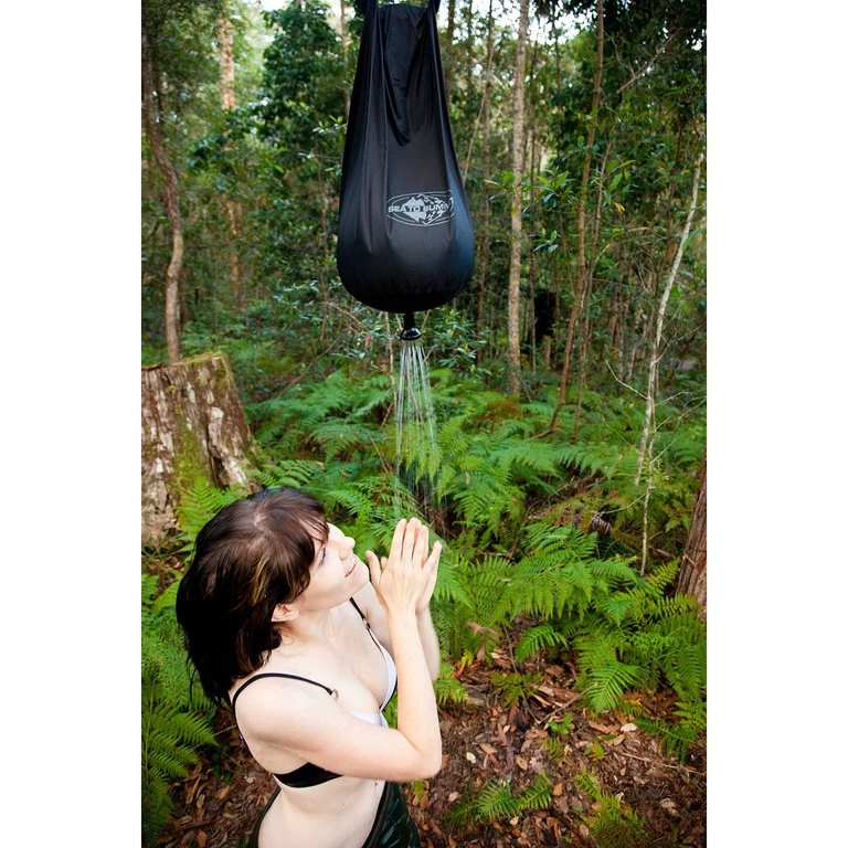Sea To Summit Pocket Shower 6 Sea To Summit Pocket Shower – Image 4