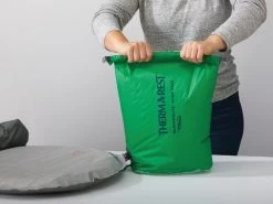 Therm-a-Rest Thermarest BlockerLite Pump Sack 9 Therm-a-Rest Thermarest BlockerLite Pump Sack -Outdoor Soldes sac pompe thermarest blockerlite pumpsack 20l 04