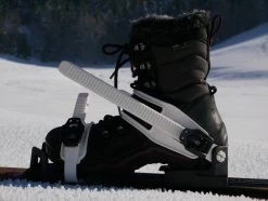 Fixations OAC EA 2.0 -Outdoor Soldes ski raquettes altai hok fixations universelles oac ea 2.0 08 1
